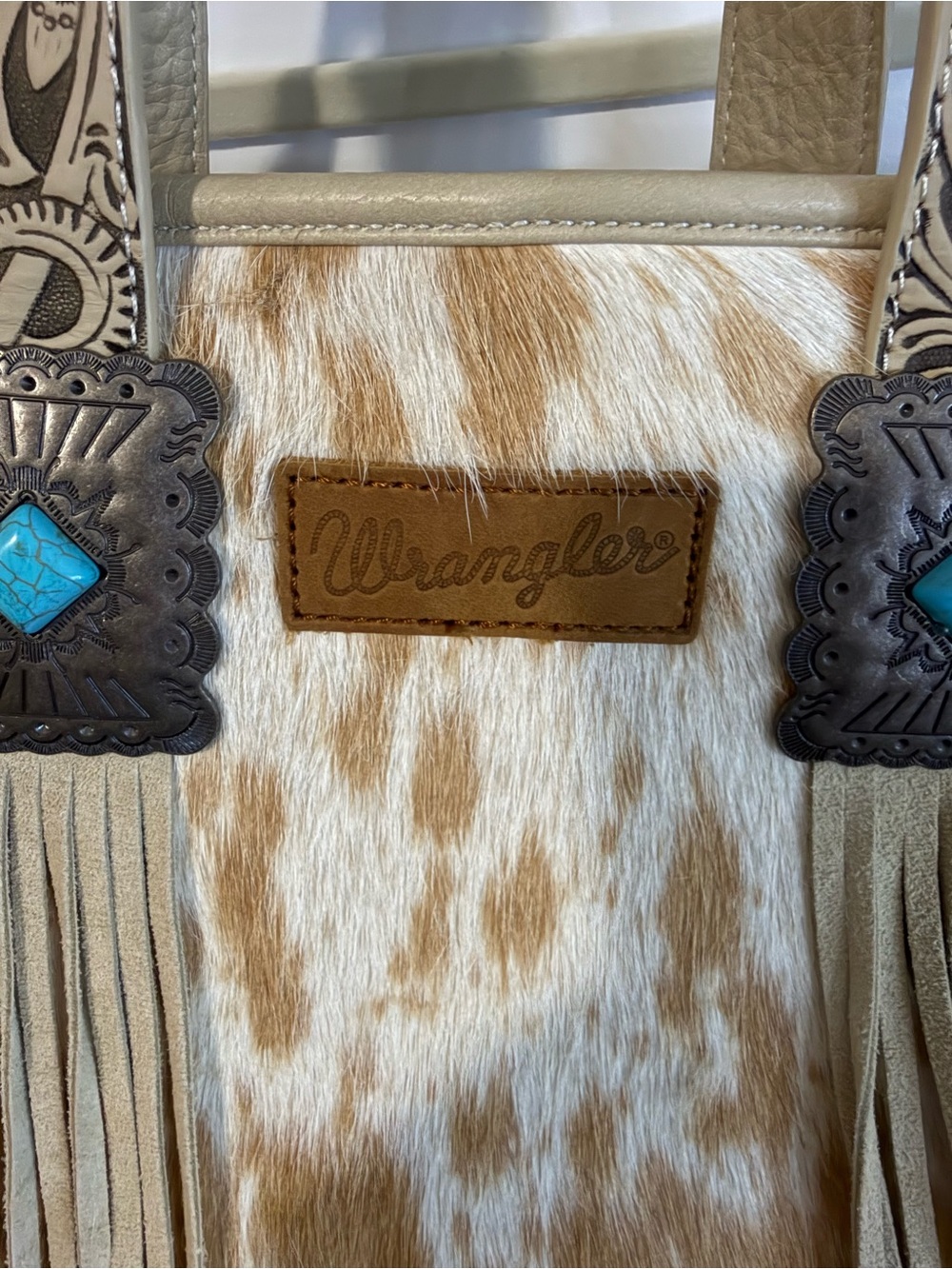 Wrangler Tan, White & Turquoise Cowhide Fringe Shoulder Bag - Picture 2 of 5